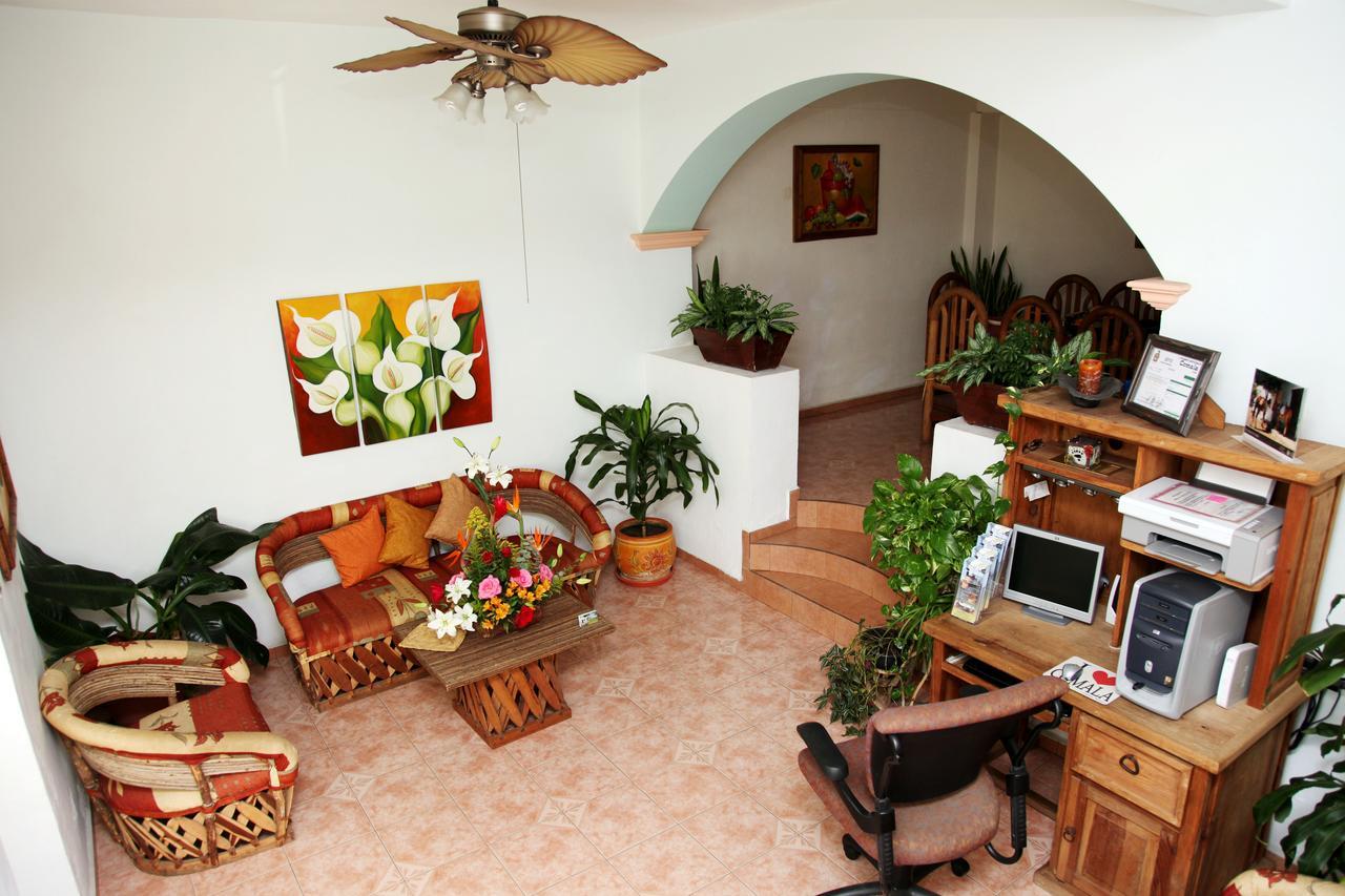 Hostal Casa Blanca By rotamundos Comala Exterior foto