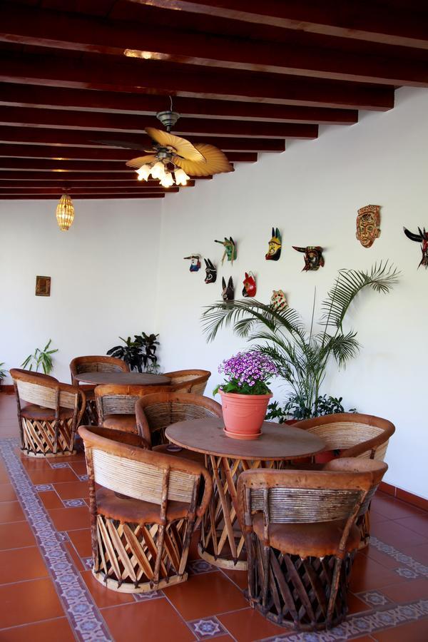 Hostal Casa Blanca By rotamundos Comala Exterior foto